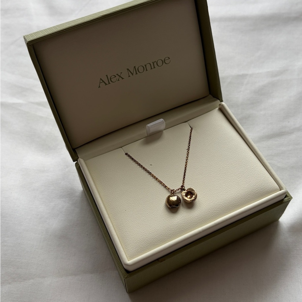 Alex Monroe Split Peach Necklace